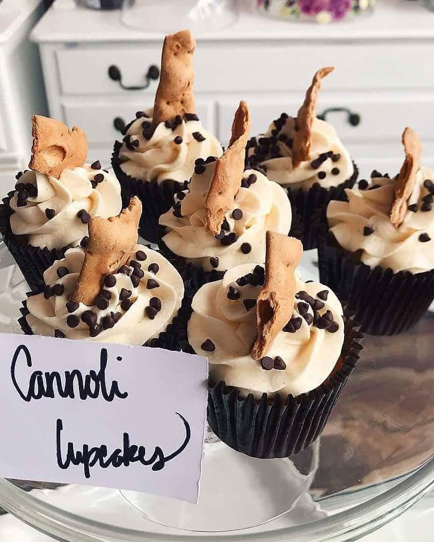 Vanilla Cannoli